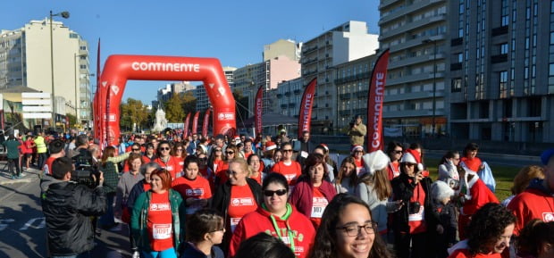 Corridas Missão Sorriso Lisboa e Porto doam 6000 cabazes à Cruz Vermelha