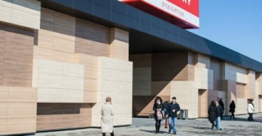 31 000 visitantes no dia de abertura do Factory Warsaw Annopol