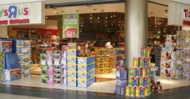 Toys R Us mantém lojas 24 horas abertas até ao Natal nos EUA