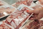 Eurodeputados querem etiqueta com origem na carne processada