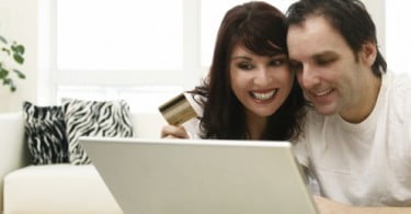 Crescimento de compras efetuadas com Visa abranda para 0