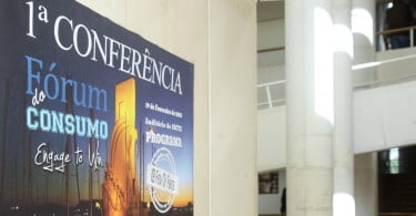 O novo consumidor: informado