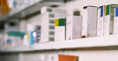 Dilma Rousseff veta venda de medicamentos em supermercados