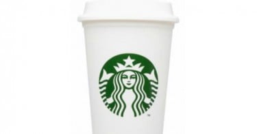 Starbucks "leva" copos reutilizáveis para o Reino Unido