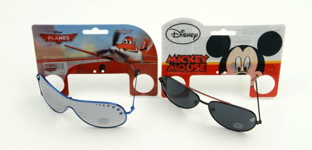Disney lança coleção de óculos de sol para crianças