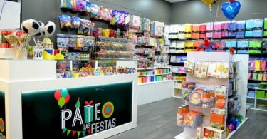 Páteo das Festas interior de loja