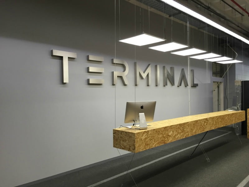 Terminal loja Porto