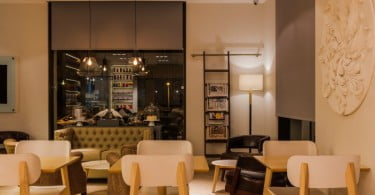 Querubim Lisboa abre o primeiro espaço