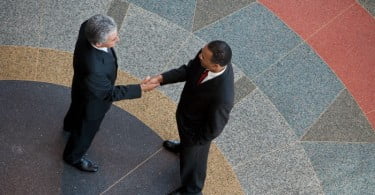 negociar duas pessoas