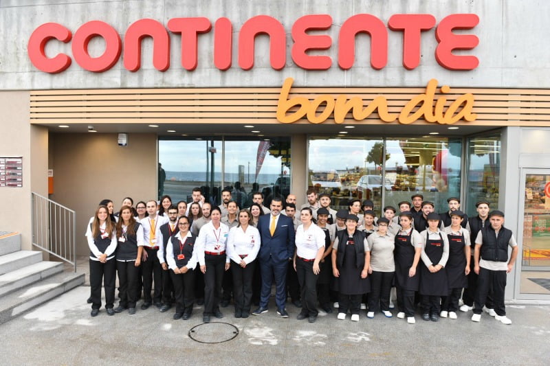 Continente Canidelo - entrada - Distribuição Hoje