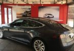pop up store Tesla no Porto