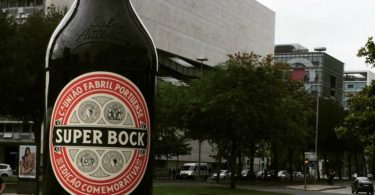 Super Bock com 7 metros vai percorrer Lisboa e Porto