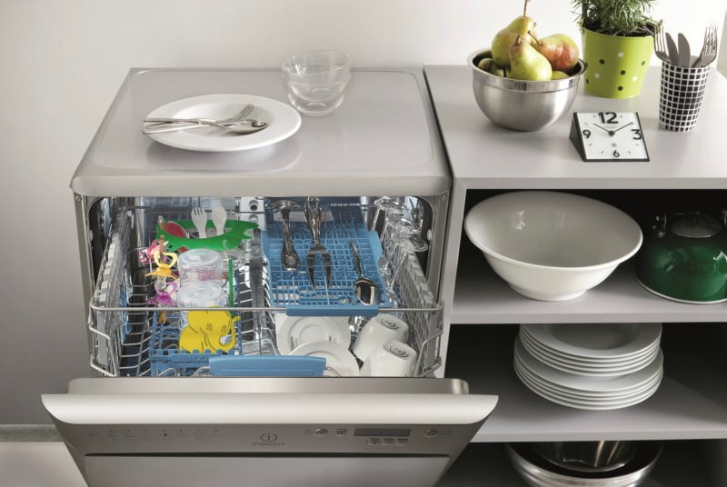 Indesit lança máquina de lavar loiça com ciclo BabyCare