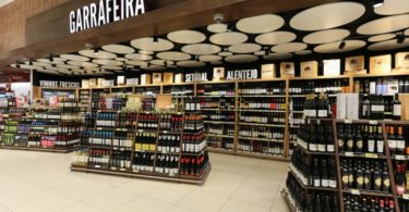 Vinhos “frescos” e turistas impulsionam vendas de preço do vinho