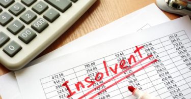 Constituições em queda e insolvências a subir em fevereiro