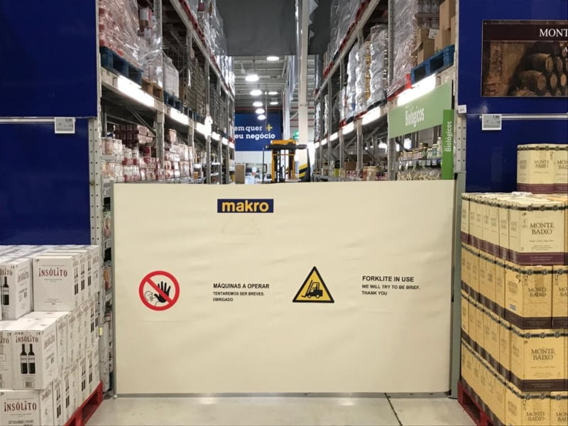 Makro Portugal coloca runner blockers nas lojas para reforçar segurança