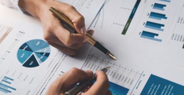 38% dos empresários consideram redução da carga fiscal das empresas prioritária para a próxima legislatura