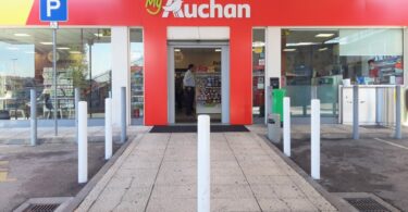 A Auchan inaugurou uma My Auchan no posto de abastecimento da Cepsa, em Chelas. Esta é a segunda loja deste formato.