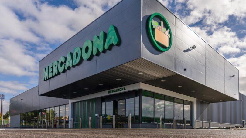 A Mercadona abriu um novo supermercado em Felgueiras, gerando 65 novos postos de trabalho na cidade com contrato sem termo.