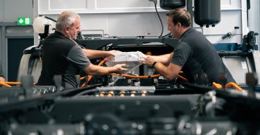 Iniciada produção em série do camião elétrico Mercedes-Benz eEconic