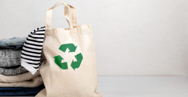 Compras em segunda mão, o que nos diz o estudo da Vestiaire Collective?