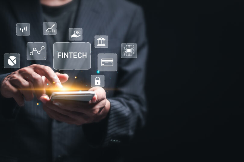 Setor fintech cresceu três vezes mais que a banca tradicional em 2024