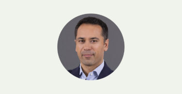 Com ou sem emoção?