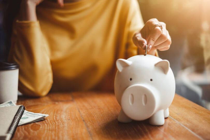 Portugueses preferem poupar a investir, concluiu estudo