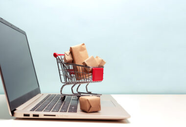 67% dos e-shoppers portugueses compram artigos em segunda mão online