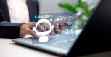 Assistentes de IA começam a substituir apps no quotidiano dos consumidores, concluiu estudo