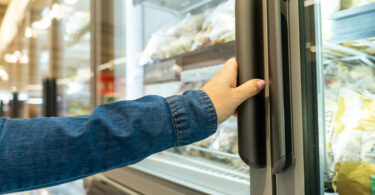 Cada vez mais consumidores estão a dizer adeus aos alimentos ultraprocessados