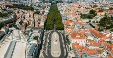Lisboa e Porto consolidam posição no imobiliário de retalho