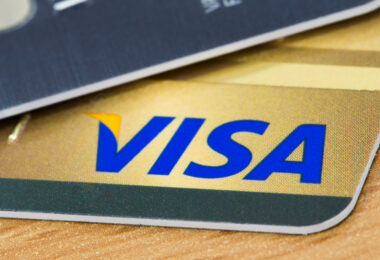 ChatGPT poderá concluir compras com cartões Visa ligados à plataforma