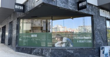 Marca portuguesa de K-Beauty muda de identidade e abre loja em Lisboa